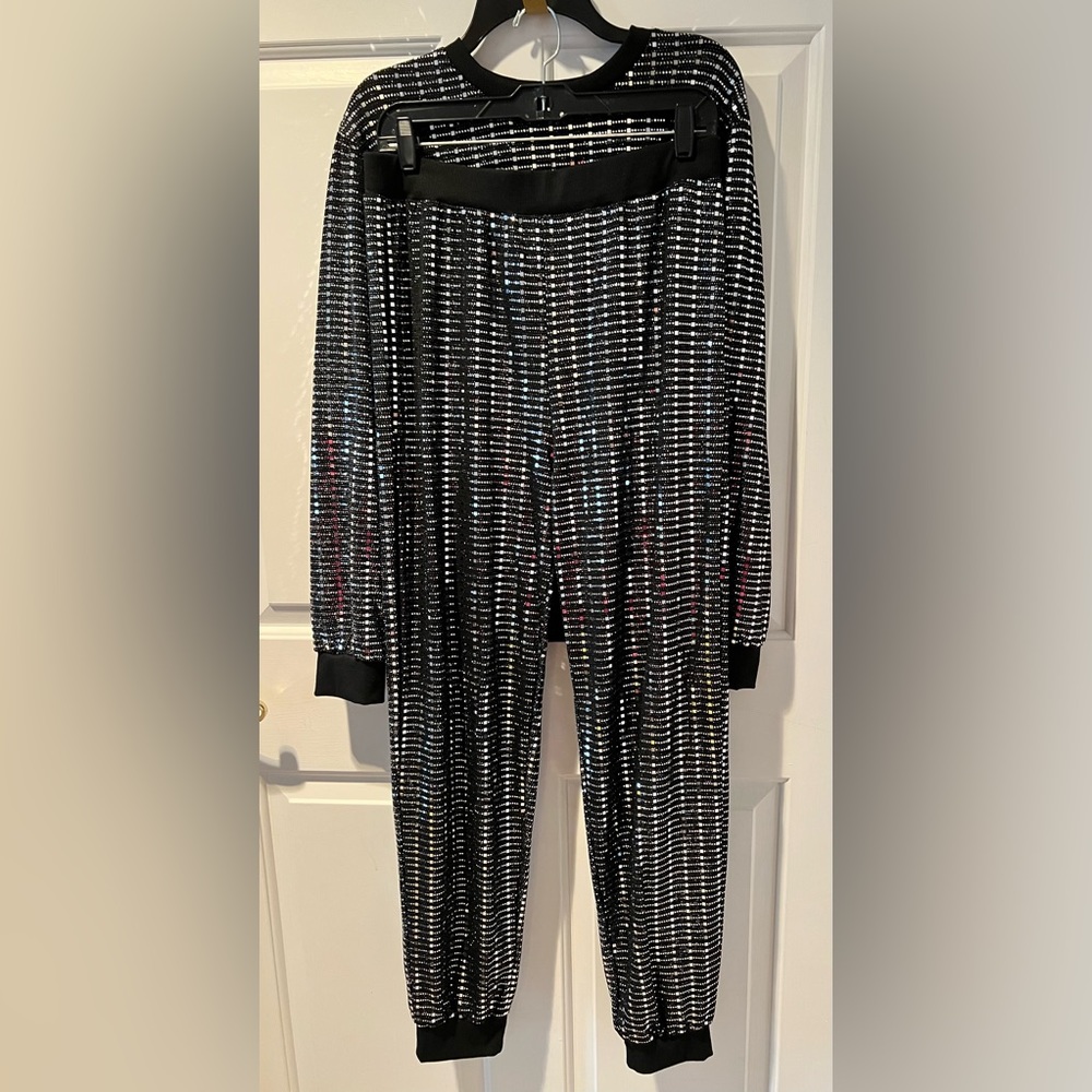 Women’s silver sequin jogger set - 2XL Fits like a generous extra-large